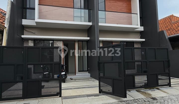 Dijual Murah Rumah 2 Lantai Wisma Mukti Area Klampis Baru Gres