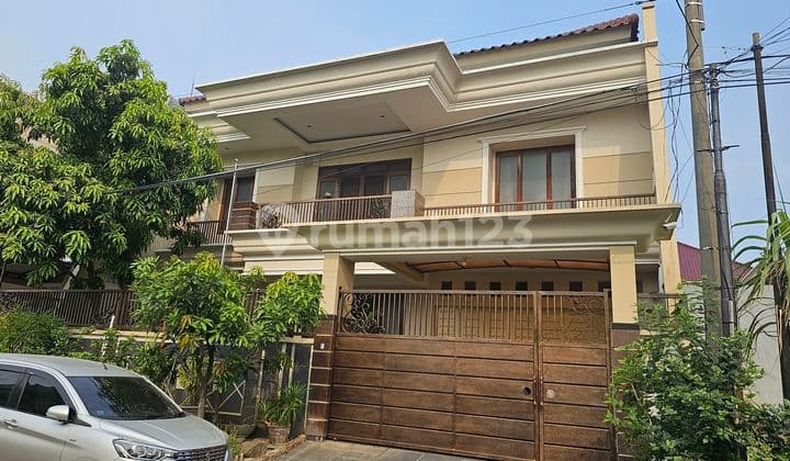 Dijual Cepat Rumah Mewah Araya Jalan Kembar Dalam Kondisi Terawat