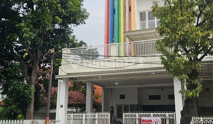 Ruko di Jalan Residen Sudirman Area Ambengan Nol Jalan Raya