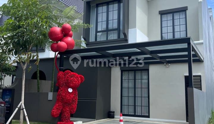 Baru Gress Include Furnish Rumah 2 Lantai Surabaya Timur
