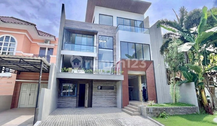 Citraland Utama 3 Lantai Full Granit Bonus Furnish Pantry SHM