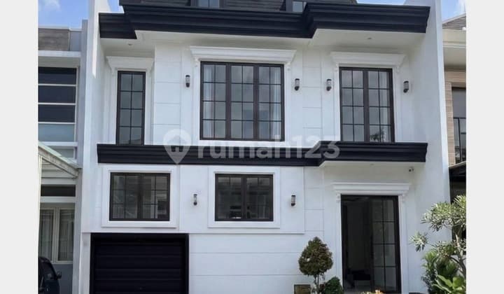 New American Modern Design 3,5Lantai Pakuwon Indah Sby Barat