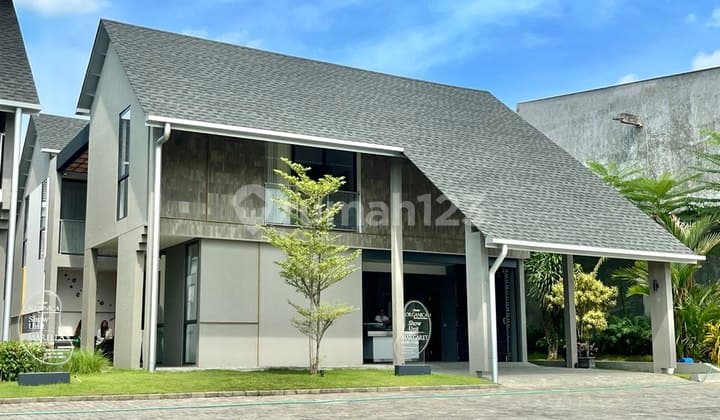 Rumah Unik Royal Residence Surabaya Barat 2 Lantai bisa KPR