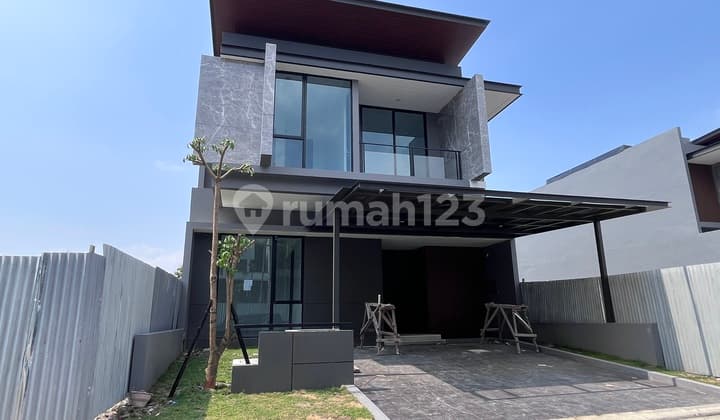 Luxury Home di Citraland 2 Lantai Ada Rooftop Dkt Pakuwon Mall