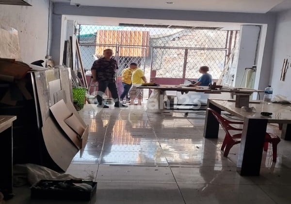 Rumah 2lt Dlm Komp. Perumahan, Lokasi Bagus di Ciledug. 20569