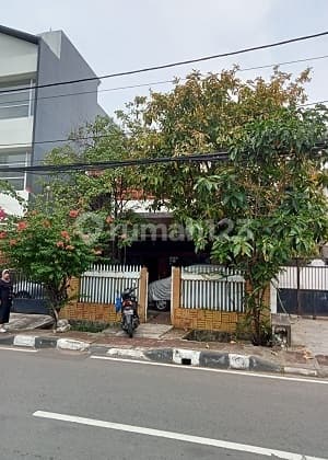 Rumah Asri, Ngantong, Kokoh, Dkt Pasar, Mall di Tanjung Duren. 20582