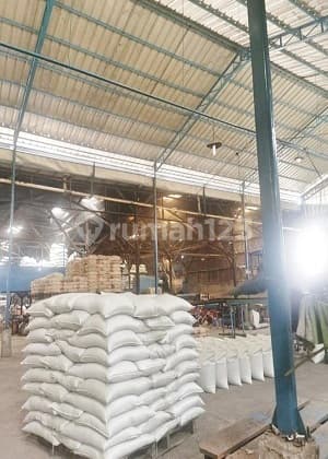 Gudang siap pakai, masuk kontener 40 feet di Kapuk Kamal. 20523