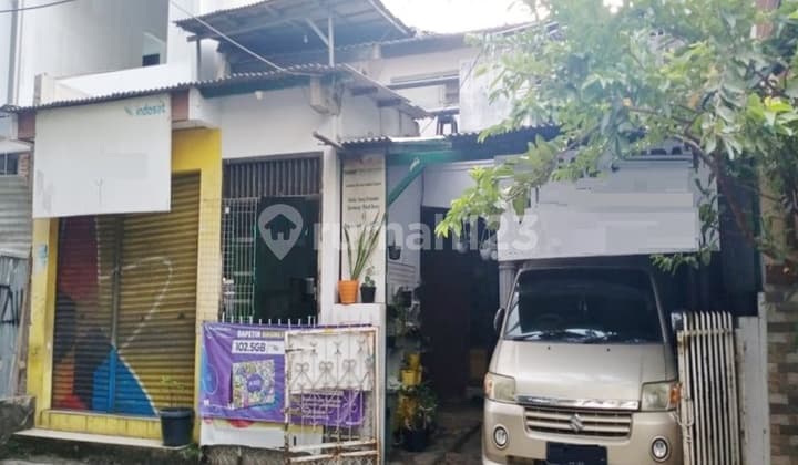 Rumah tua hit. tanah bbs banjir strategis di Tanjung Duren. 20282