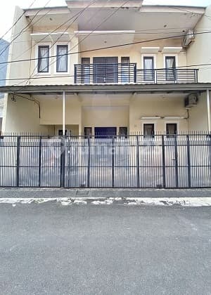 Rumah kokoh berkualitas favorit utk tinggal di Tanjung Duren. 20679