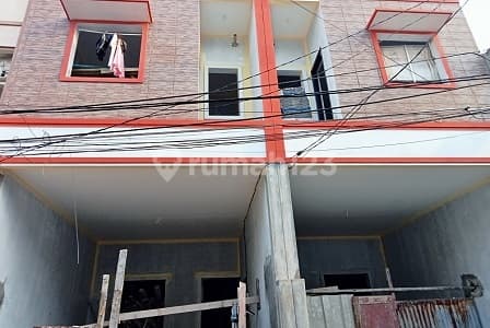 Rumah baru bbs banjir, lingk tenang di Tanjung Duren. 20708