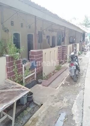 Rumah kontrakan 6 pintu, hrg menarik di Pasar Kemis. 20657