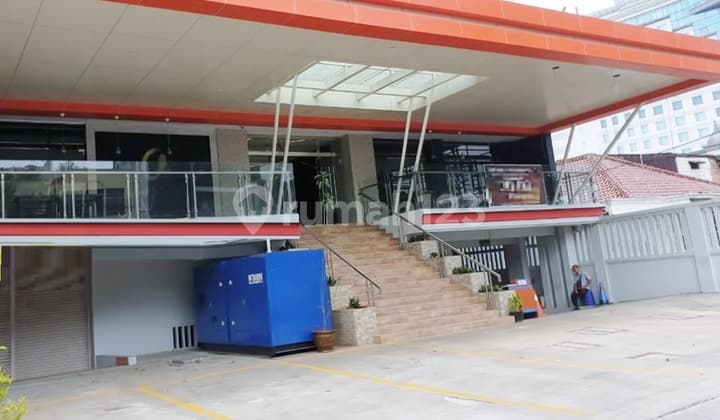 Hotel Plus Restoran, Cafe Dkt Stasiun Dan Pasar di Senen. 20272