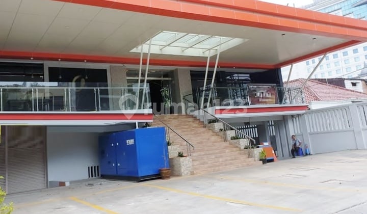 Hotel Plus Restoran, Cafe Dkt Stasiun Dan Pasar di Senen. 20272