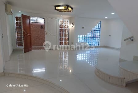 House near park, mall, campus, CCK market for boarding, living in Tanjung Duren. 20700