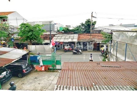 Gudang Hit Tanah, Dkt Supermarket, Jln Lbr di Cengkareng. 20598
