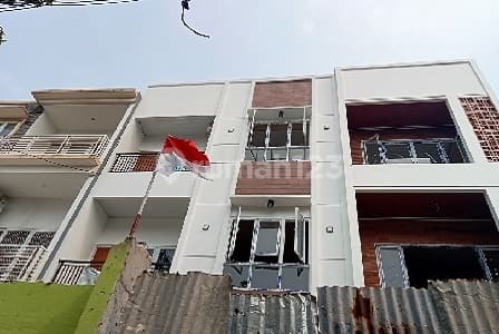 Rumah Baru, Bonus Furnish Senilai 120Jt di Tanjung Duren. 20687,