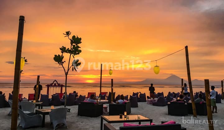 Take The Keys For This Freehold Beachfront Resort, 27 Rooms, Bar And Restaurant Gili Trawangan 2165d