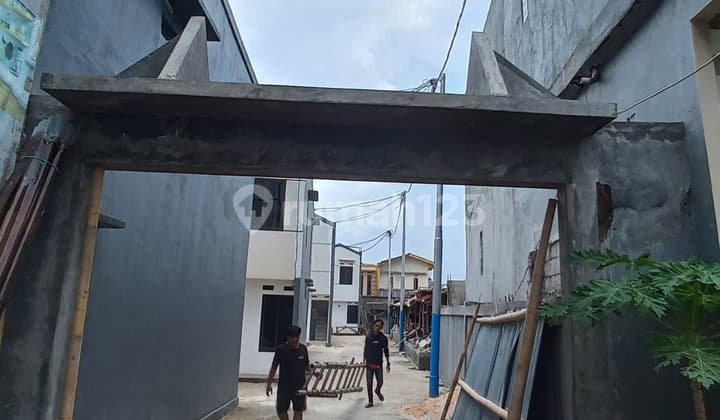 Di Jual Rumah di Kansa Residen 4, Rumah Baru, Akses Mudah di Jakarta Timur