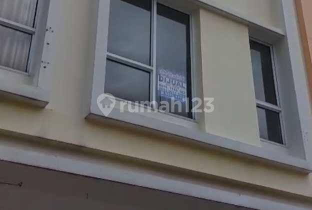 For Rent: Gading Serpong Shop House, Wide Road, New Building