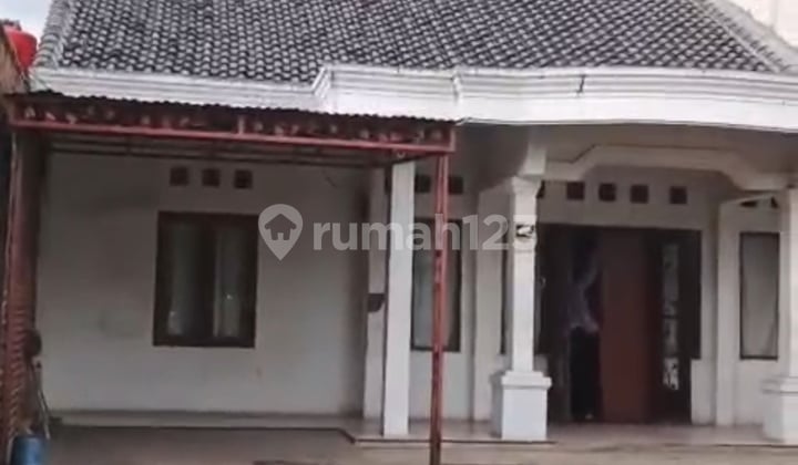House for Rent for Business or Office on the Outskirts of Cimahi City