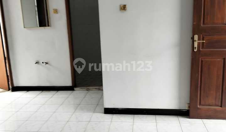 Dijual/Disewakan Rumah Siap Huni 2 Lantai di Komplek Dadali