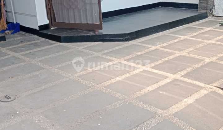 Rumah Siap Huni Nyaman di Taman Kopo Indah