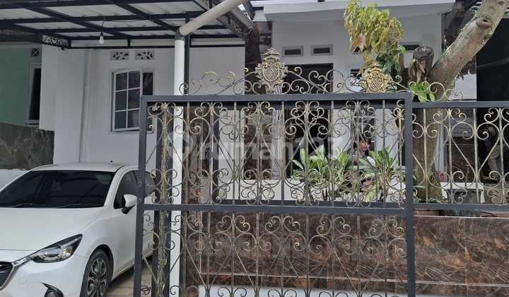 For Rent: 1.5-Story House in Central Cimahi Complex