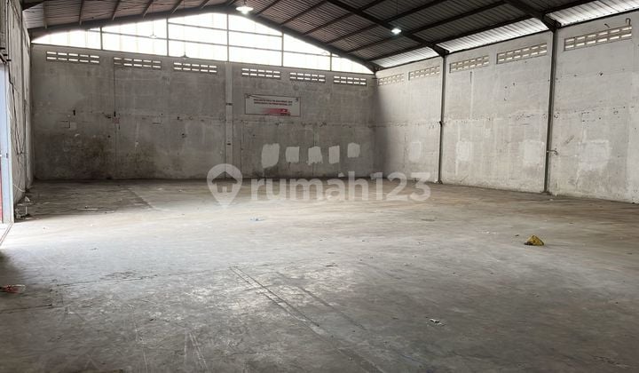 Disewakan Gudang di Mainroad Soekarno Hatta