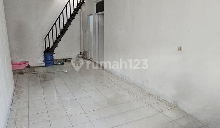 Dijual Rumah di Taman Kopo Indah 1