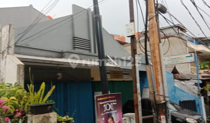 Ruko Tebet Cocok Untuk Usaha Dekat Pasar Tebet