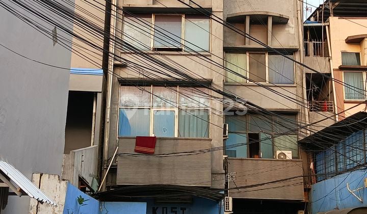 Rumah Kost Kartini Raya 50 Kamar, Tanah 184 M, 4 Lantai