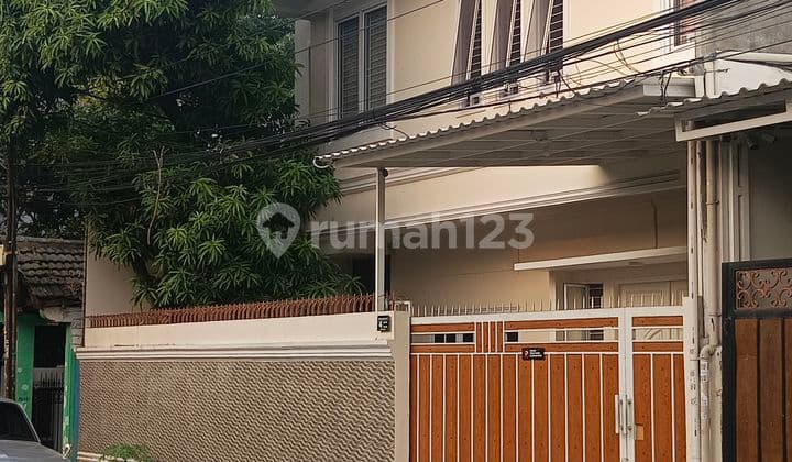 Rumah 2 Lantai Cempaka Putih Pulomas Rawamangun Luas 247 M