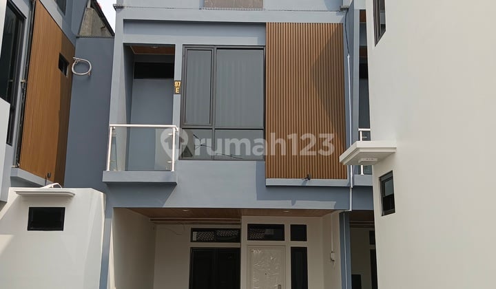 Rumah 3 Lantai di Bungur Gunung Sahari Senen Cempaka Putih Baru