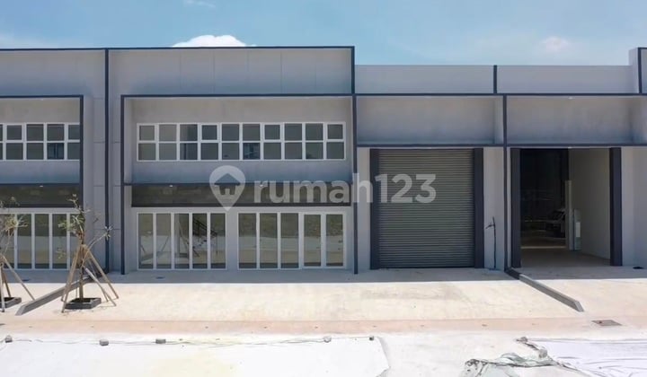 Gudang 10 Menit Dari Gading Serpong Akses 40feet Container Hgb 430m2 di Legok