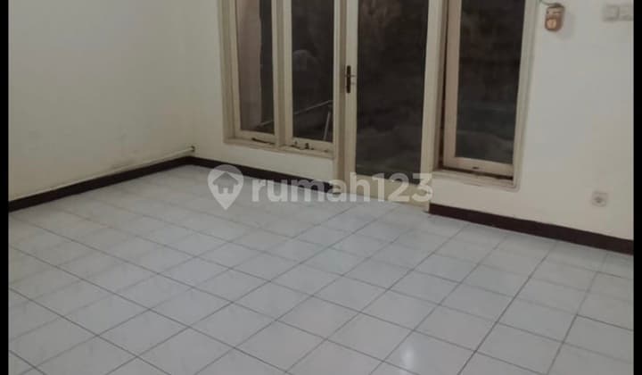 Rumah Bagus Baru Renov Di Kompleks Daan Mogot Baru