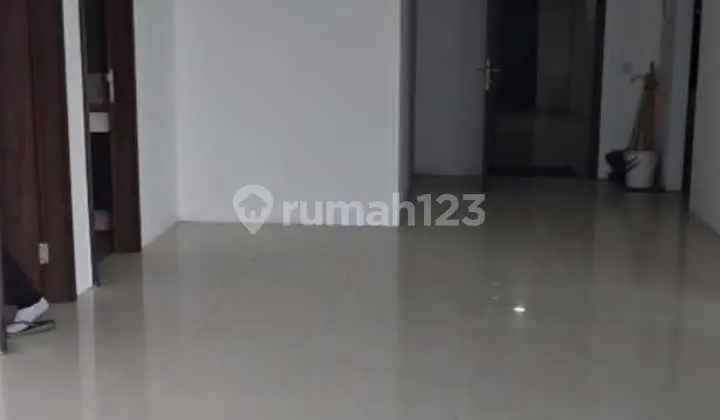 Apartment in St Moritz Puri Indah Tower: The Royal Tower 3rd Floor