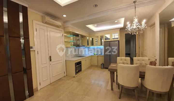 Residences 8 di Senopati Jakarta Selatan