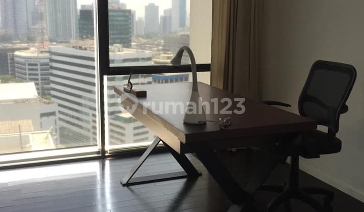 Verde Apartment 3 dan 2 Kamar Tidur Furnished, Disewakan