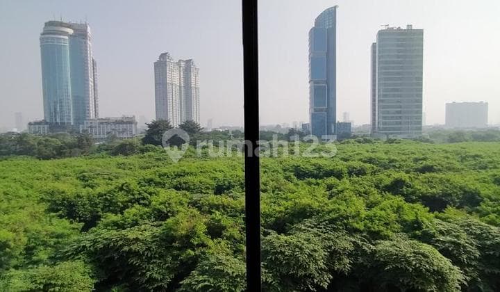 Verde Apartment 3BR Semi-Furnished For Sale in Kuningan