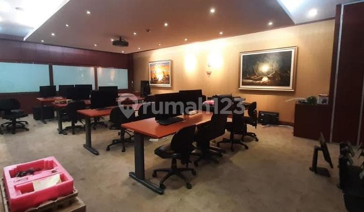 Perkantoran di Sudirman Central Busines District Lot 9 Jrt5 Jl. Jend Sudirman Kav.52-53 Senayan, Jakarta Pusat 12190, Jakarta Selatan 600 M Bagus