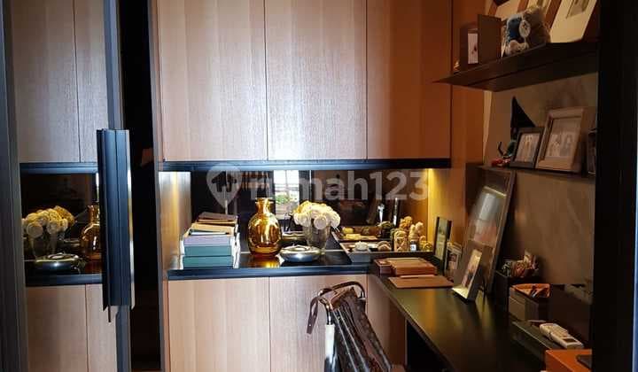Senopati Suites 4 Kamar Tidur Furnished di Jual Segera