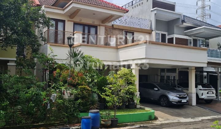 Rumah Cantik Dua Lantai Di Palem Semi Tangerang