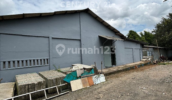 Gudang Siap Pakai di Legok Tangerang