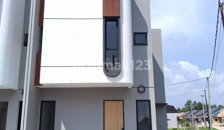 Dijual Rumah Hook 2 Lantai di Summercoast, Tiban