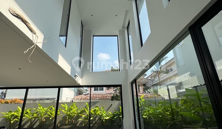 Rumah Baru, Jarang@Ada