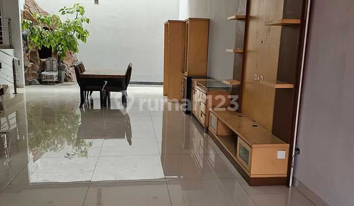 Di Sewa Rumah Murah Bagus Sekali 3 Lantai Sutera Kirana Alam Sutera Tangerang Furnished Siap Huni