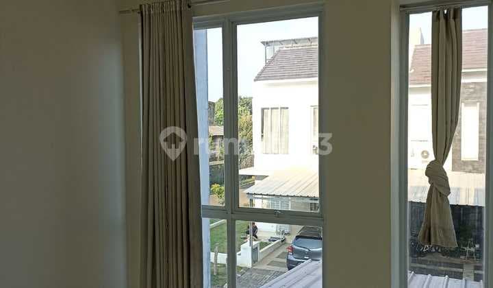 For Rent 2-Story House Ayanna Graha Raya South Tangerang Nice Ready to Occupancy Yan