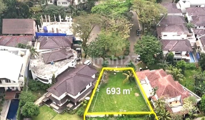Dijual Tanah 693 m2 Bentuk Ngantong Danau Biru Lippo Karawaci Tangerang Lokasi Strategis , Depan Taman , Dekat Supermall yoy