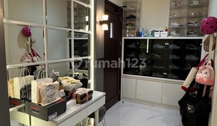 For Sale: 2-Story House at Sutera Tiara, Alam Sutera, Tangerang - Fully Furnished, Great Condition, Ready to Move In.