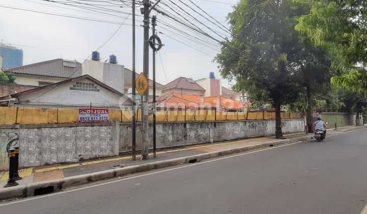 Lokasi Strategis, Bentuk Tanah Kotak , Lingkungan Tenang